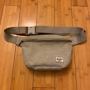 Herschel Fifteen Hip Pack